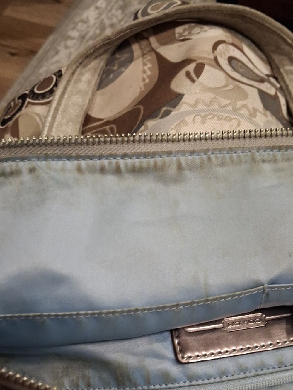 Coach Poppy 18342 Pop C Metallic Graffiti Glam Tote Bag Khaki/Silver Flawed - Picture 5 of 8